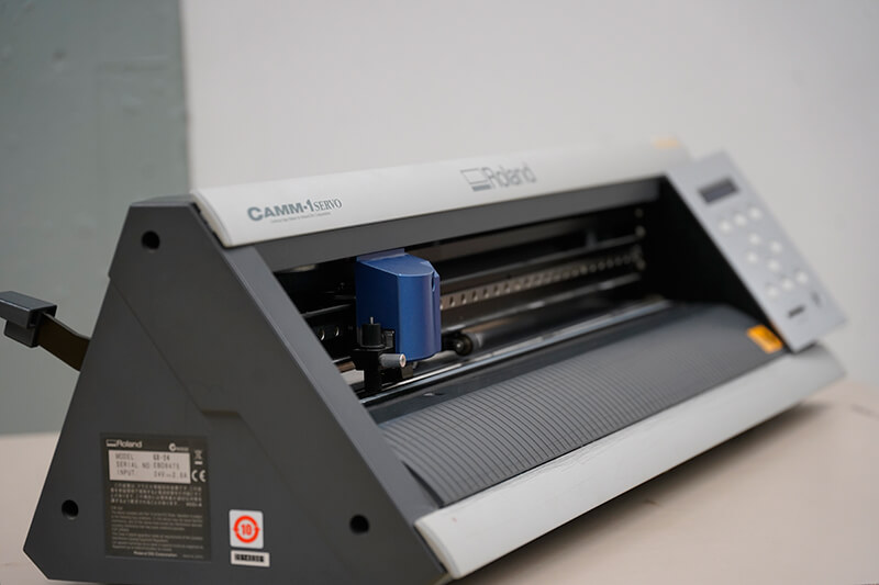 Roland Camm-1 Servo vinyl cutter plotter | Ateneus de fabricació 